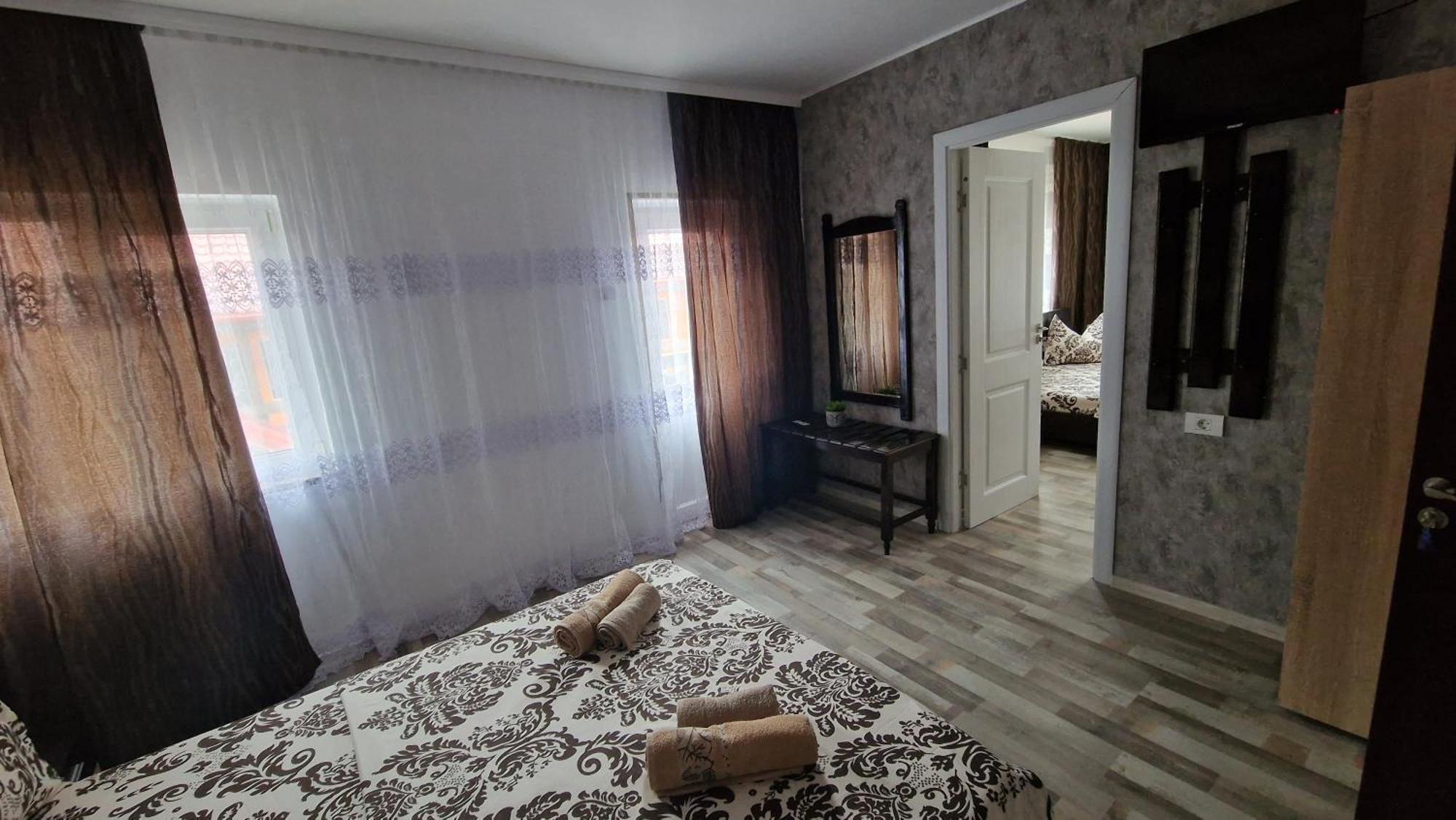 Casa Sebastian Hotel Costinesti Bilik gambar